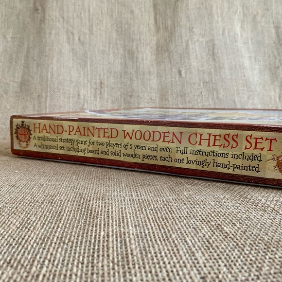 HOUSE OF MARBLES Children’s Chess Set Hand-Painted Woden Recommended 5+ - Picture 9 of 14